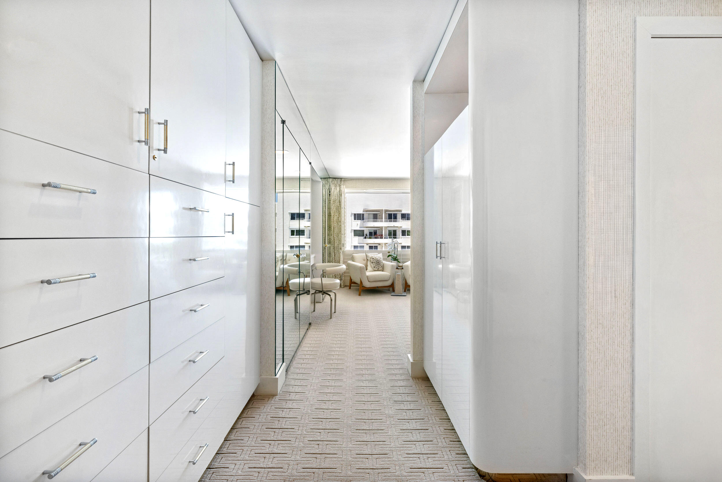 44 Cocoanut Row 510/511 B