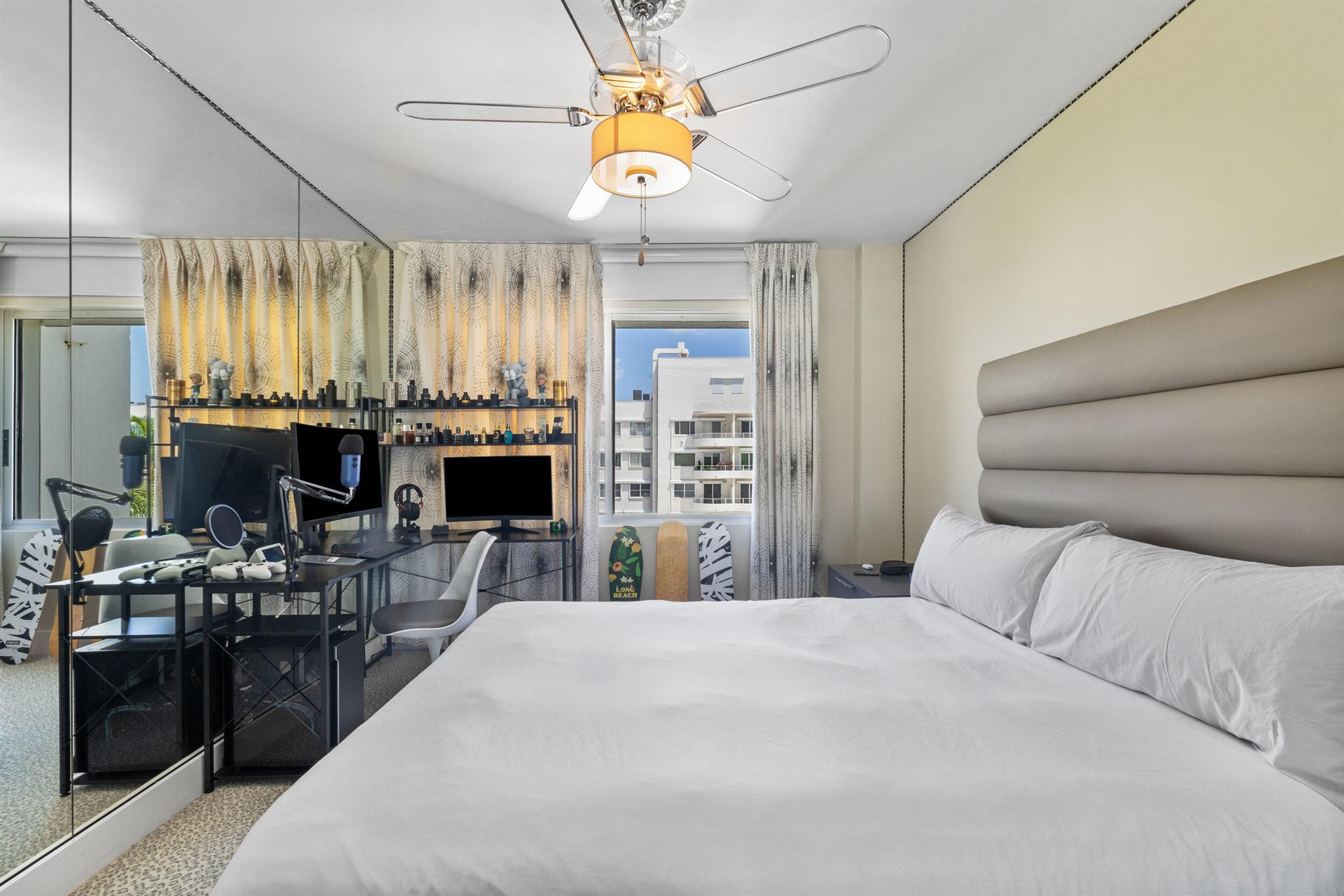 44 Cocoanut Row 510/511 B