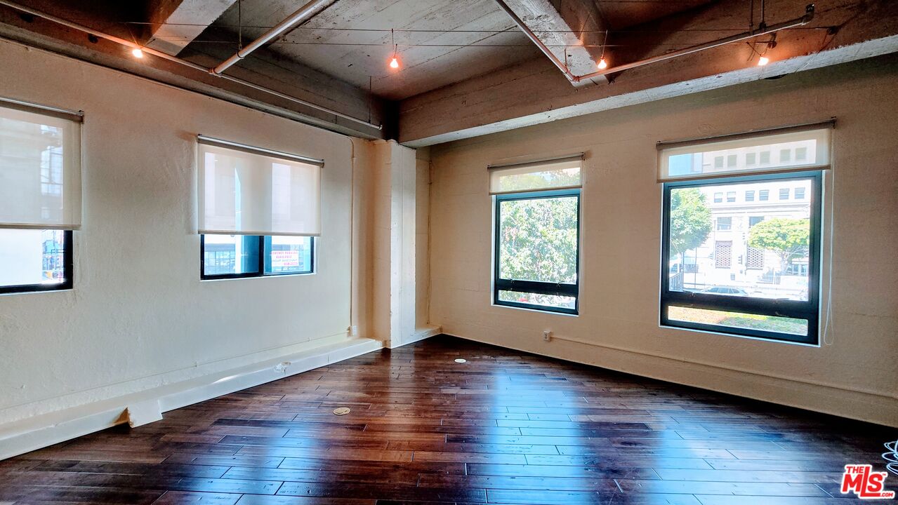 849 S Broadway Unit: M8