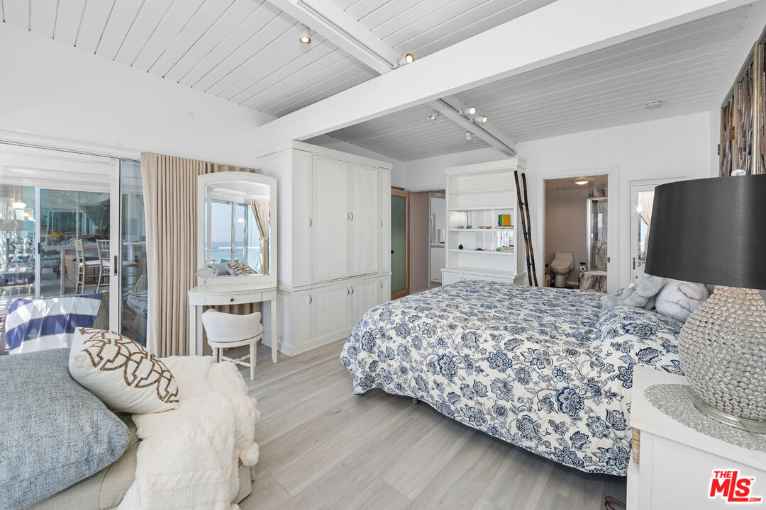 27060 Malibu Cove Colony Dr