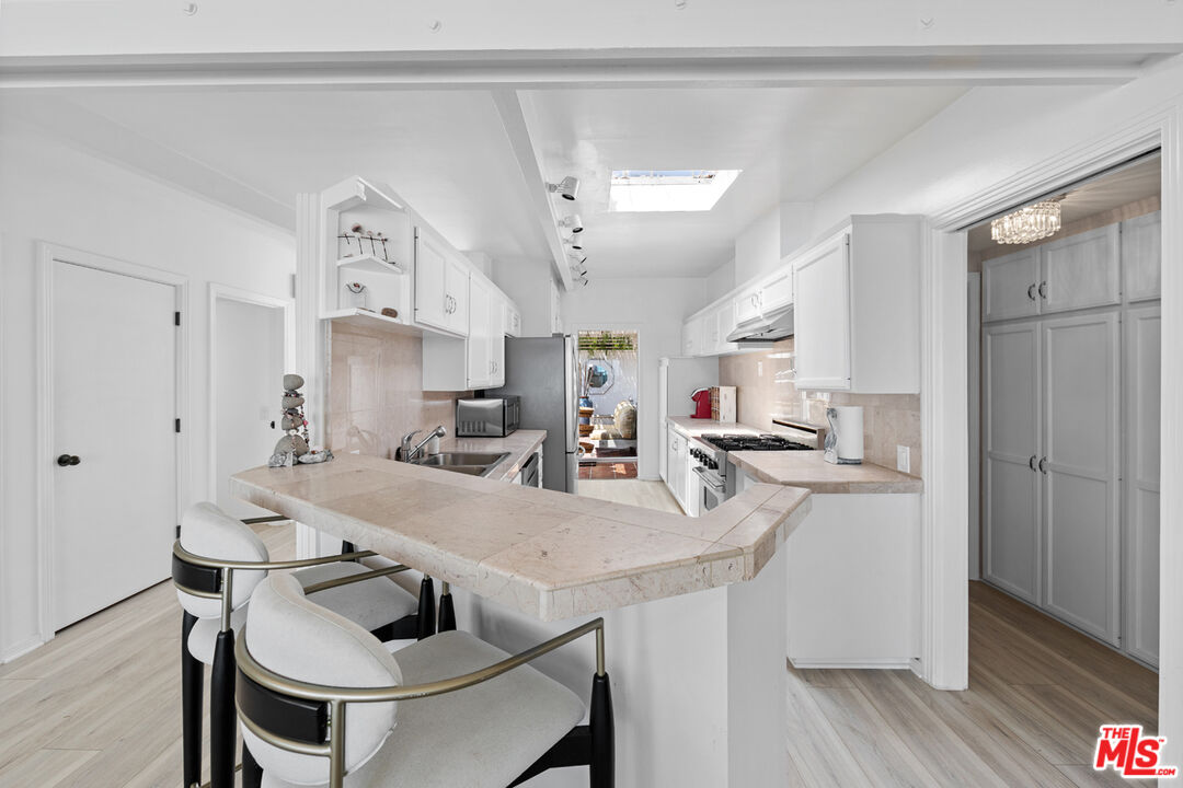 27060 Malibu Cove Colony Dr