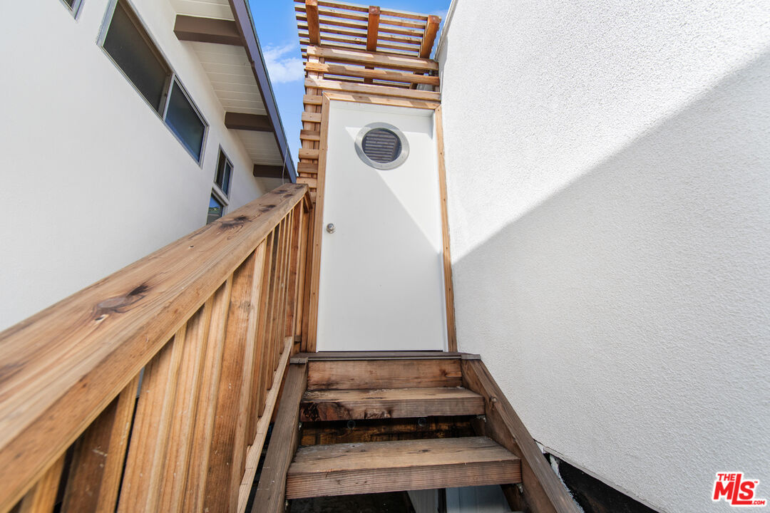 27060 Malibu Cove Colony Dr