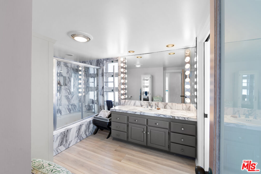 27060 Malibu Cove Colony Dr
