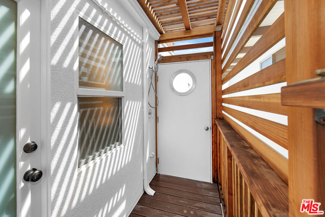 27060 Malibu Cove Colony Dr