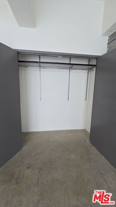 746 S Los Angeles St Unit: 905