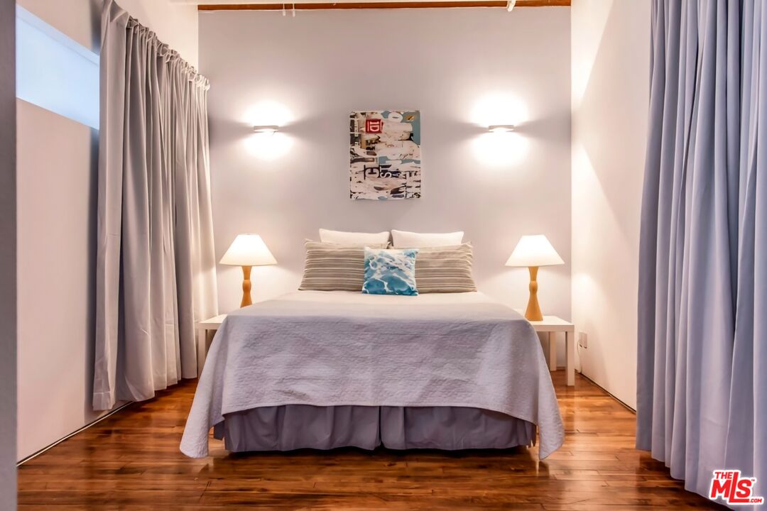 500 Molino St Unit: 214