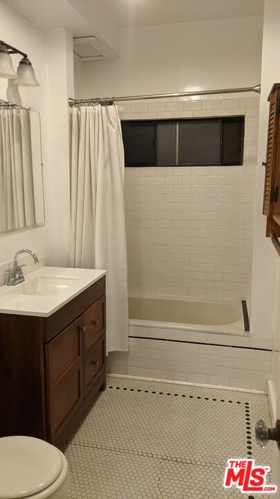 850 TULAROSA DR Unit: A