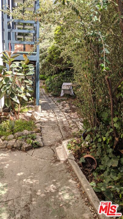 850 TULAROSA DR Unit: A