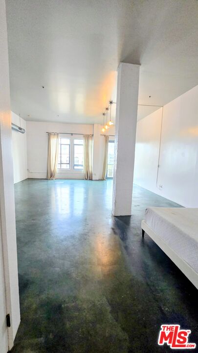 849 S Broadway Unit: 1208