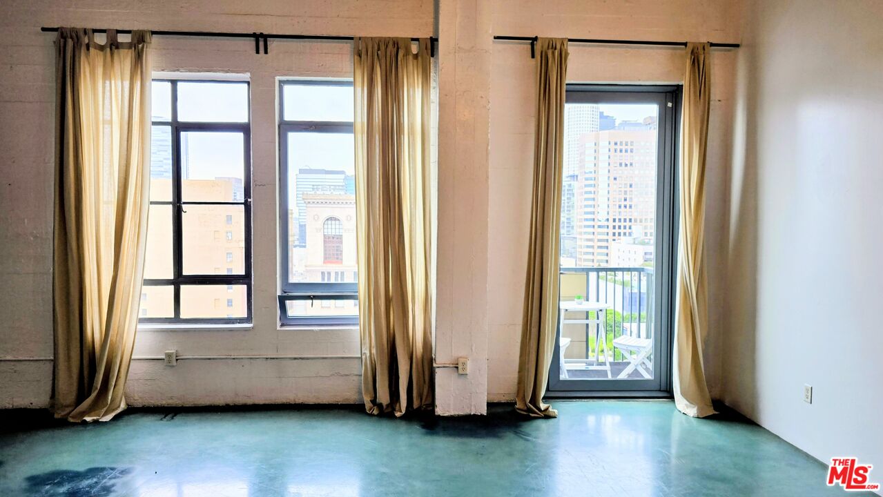 849 S Broadway Unit: 1208