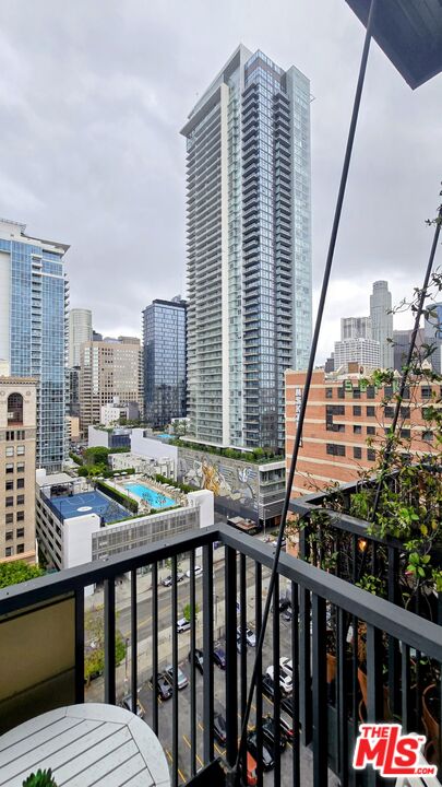 849 S Broadway Unit: 1208