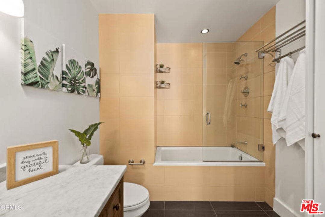 460 S Spring St Unit: 601