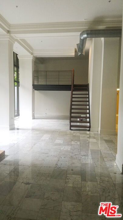 460 S Spring St Unit: 101