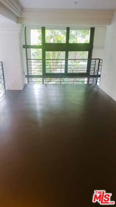 460 S Spring St Unit: 101