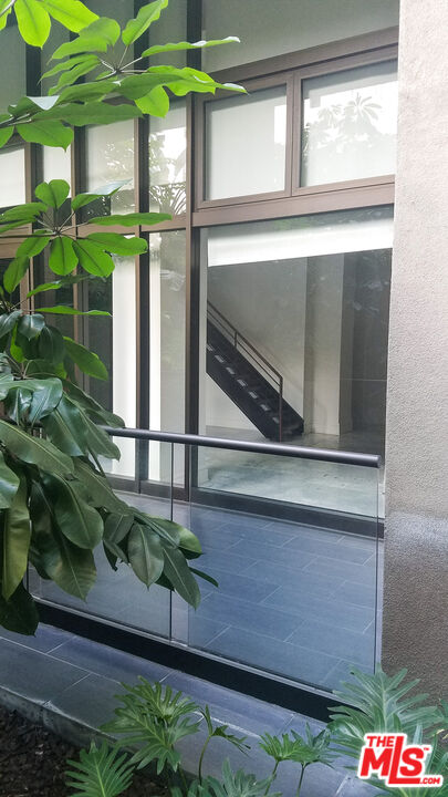 460 S Spring St Unit: 101