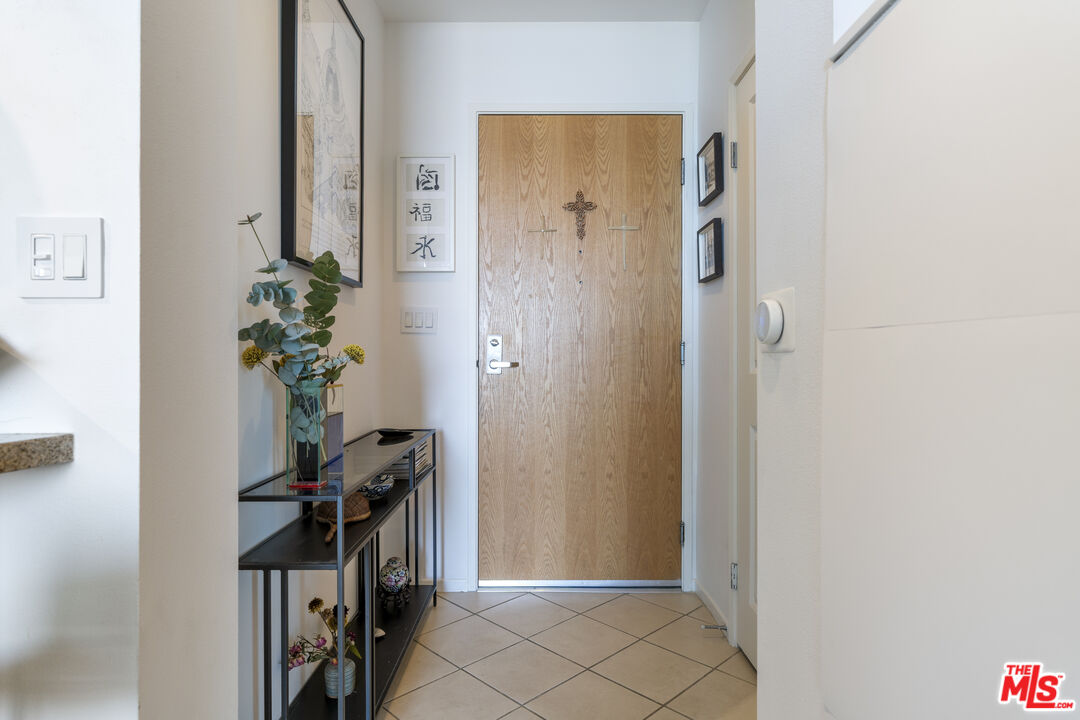 267 S San Pedro St Unit: 602