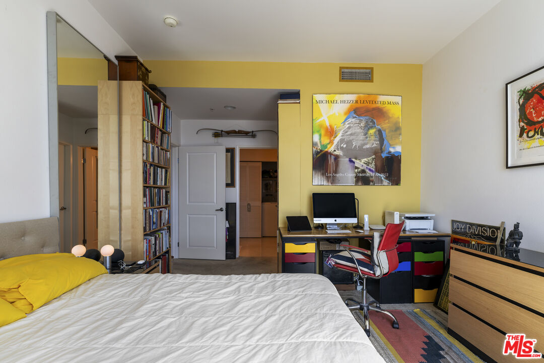 267 S San Pedro St Unit: 602