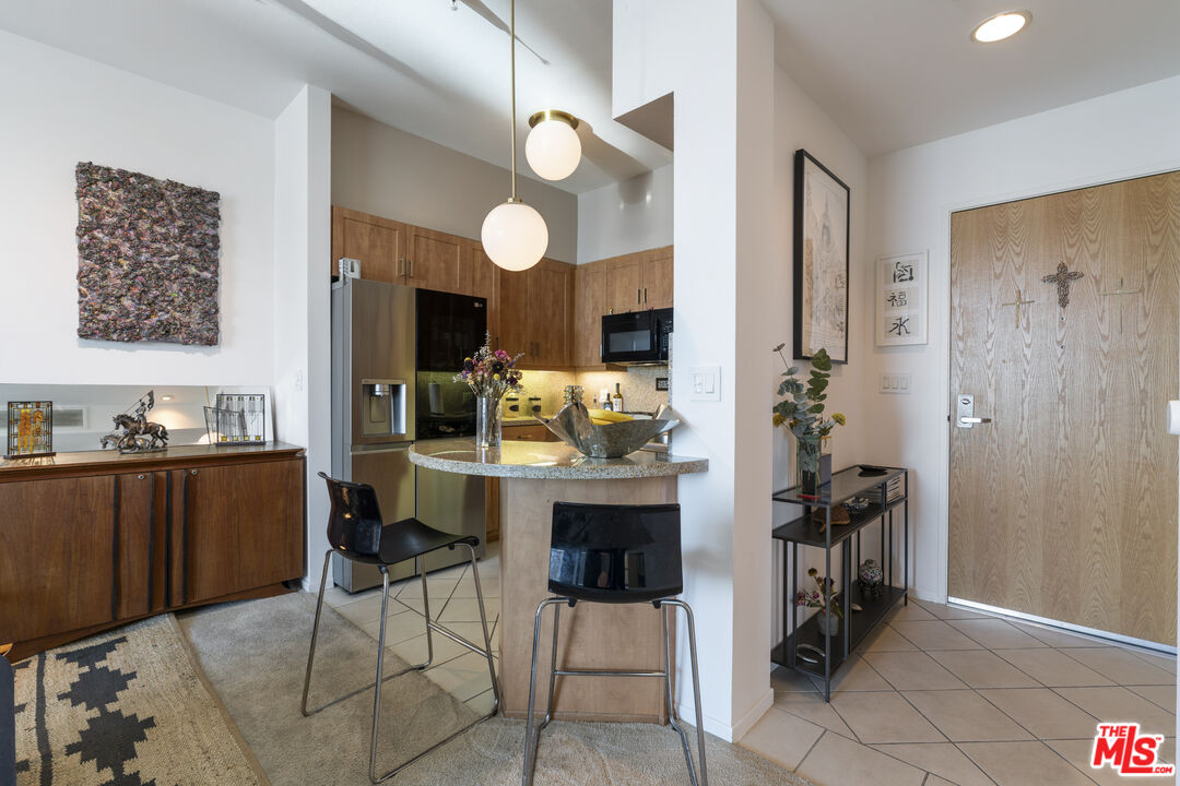 267 S San Pedro St Unit: 602