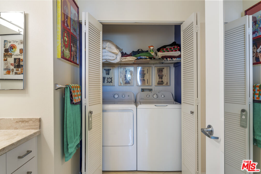 267 S San Pedro St Unit: 602