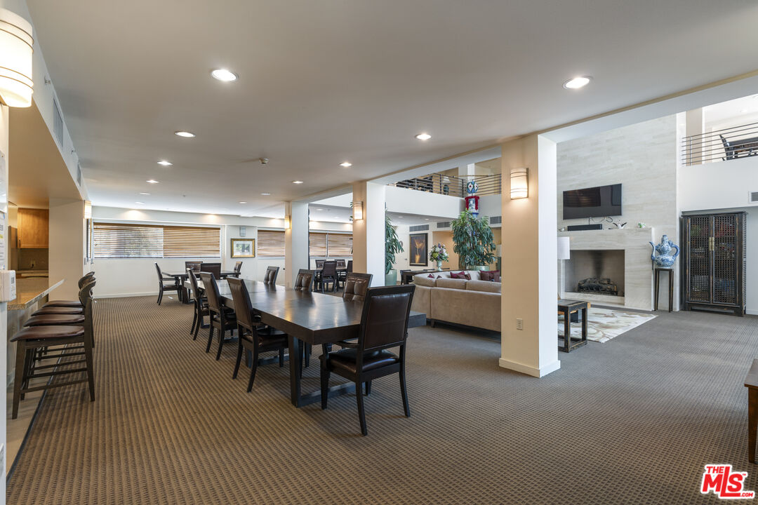 267 S San Pedro St Unit: 602