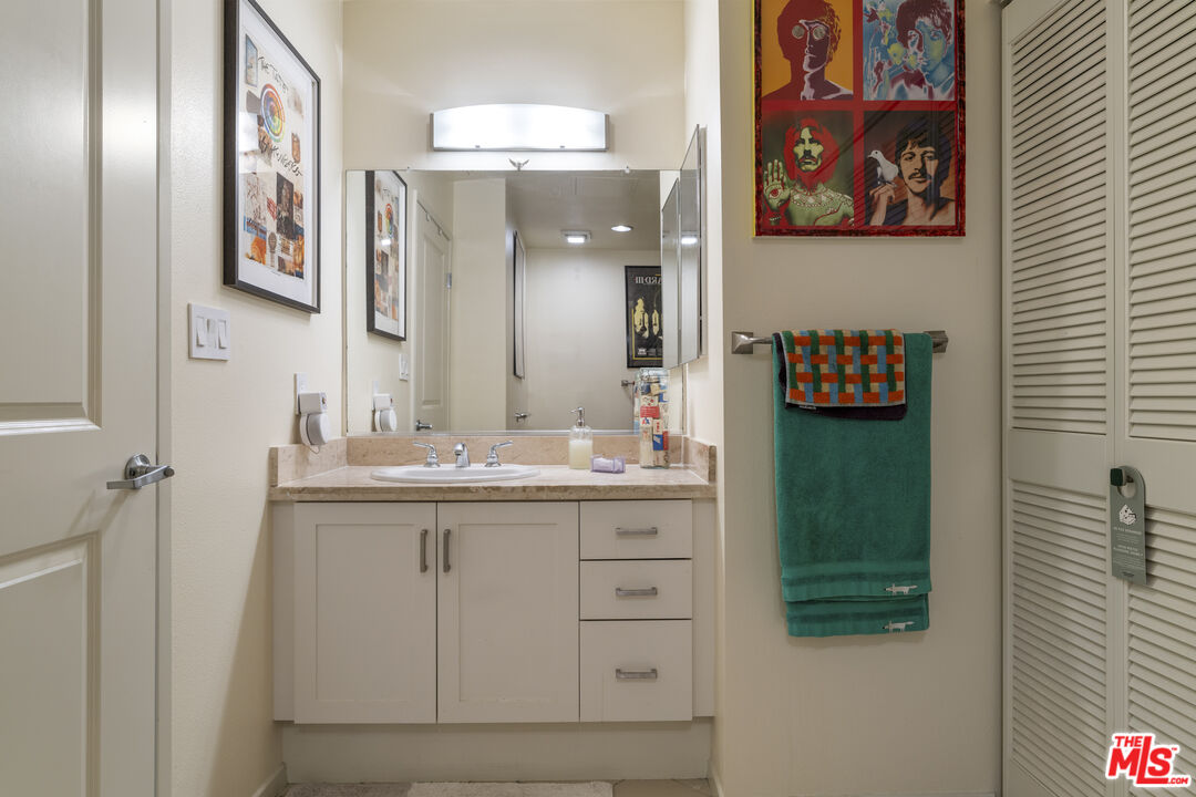 267 S San Pedro St Unit: 602