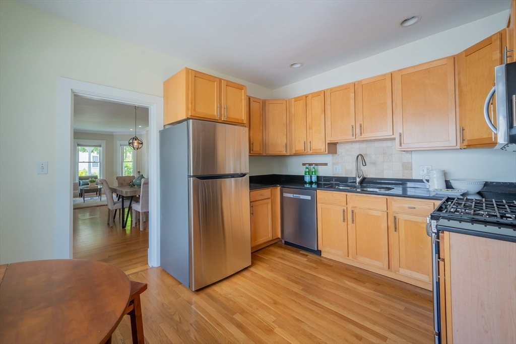 106 Franklin St # 106