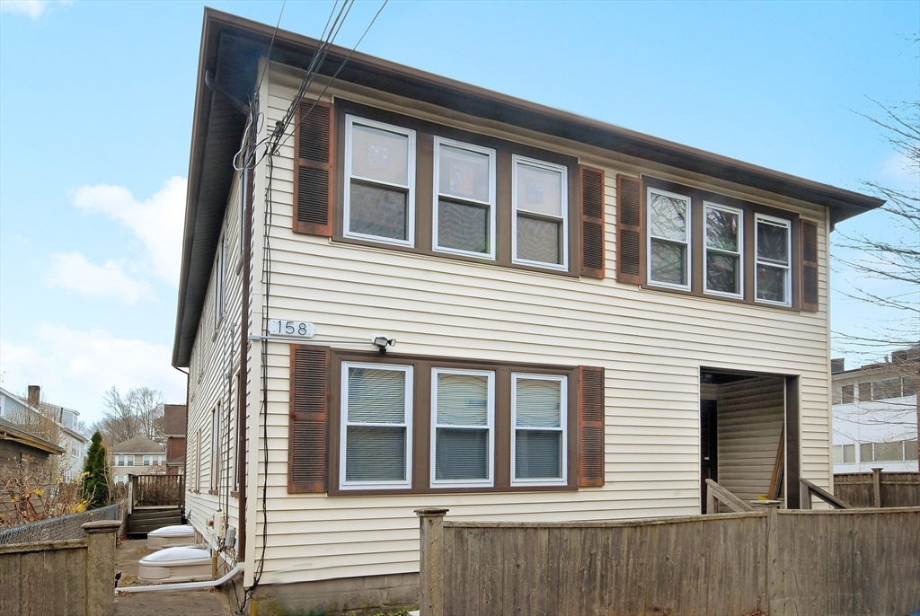 158 Russell Street