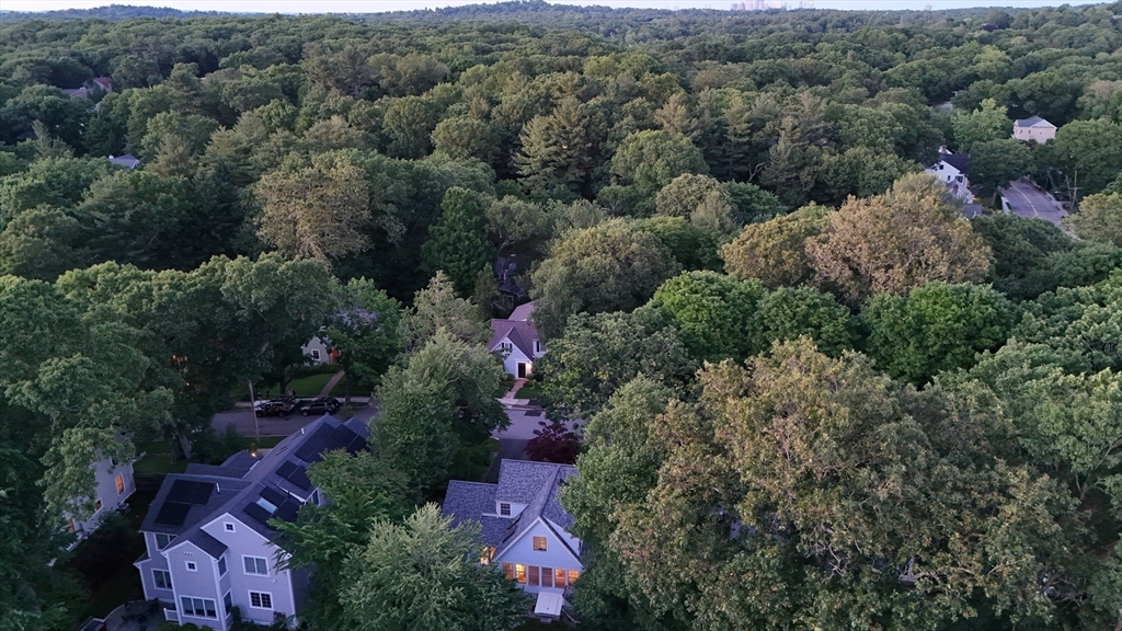30 Nickerson Rd