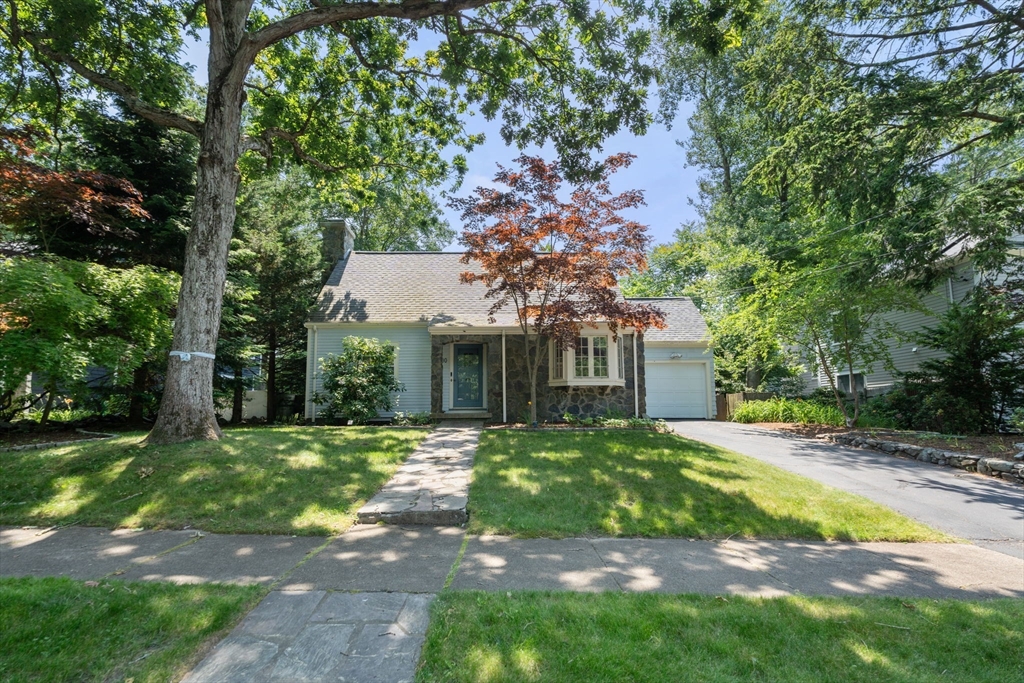 30 Nickerson Rd