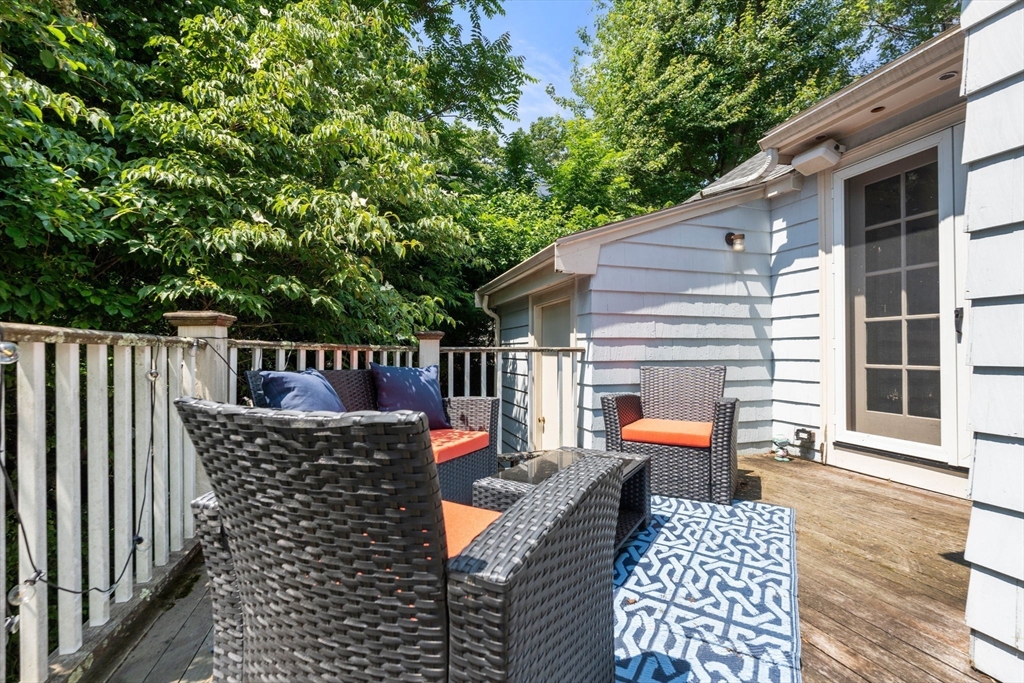 30 Nickerson Rd