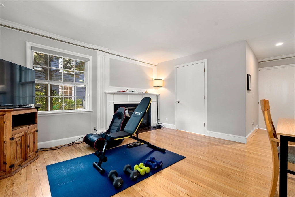 30 Nickerson Rd