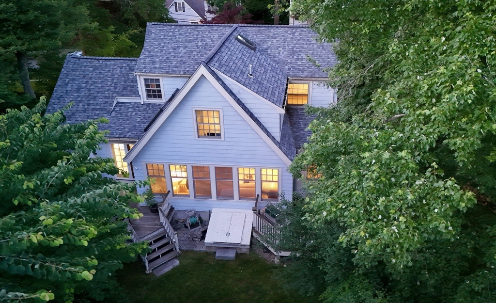 30 Nickerson Rd