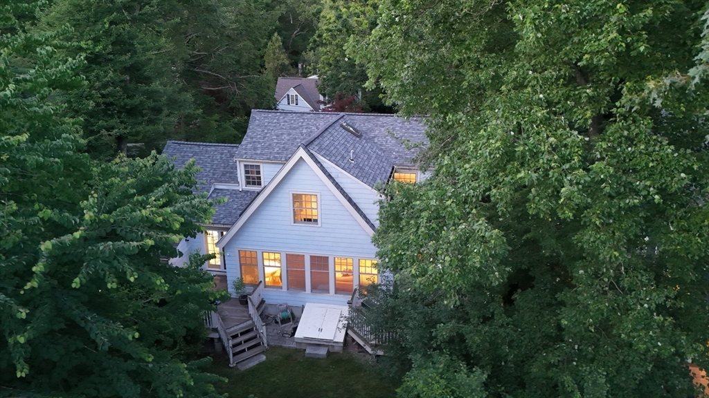 30 Nickerson Rd