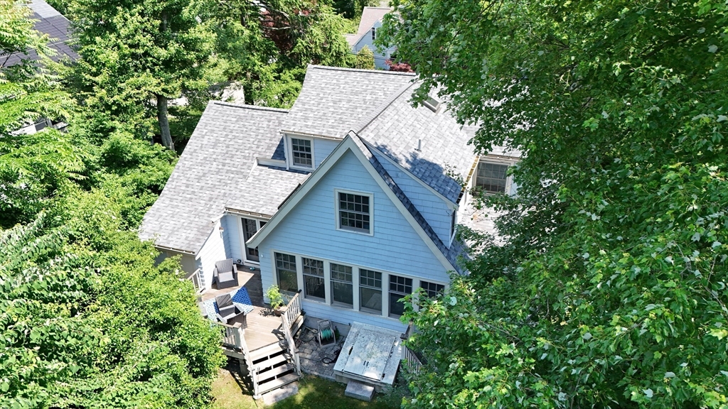 30 Nickerson Rd