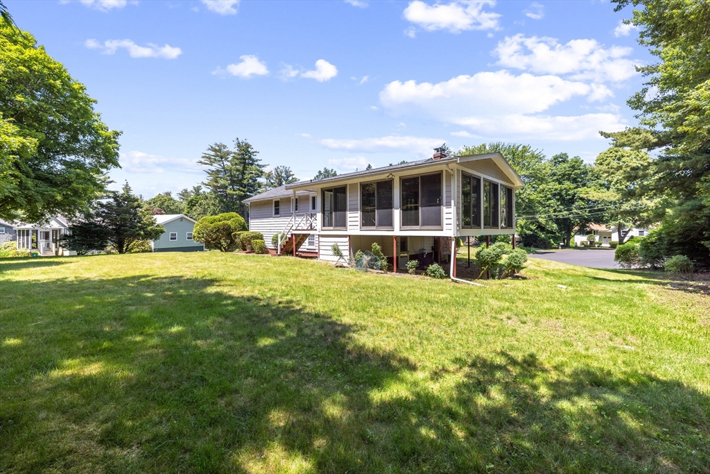 9 Heald Rd