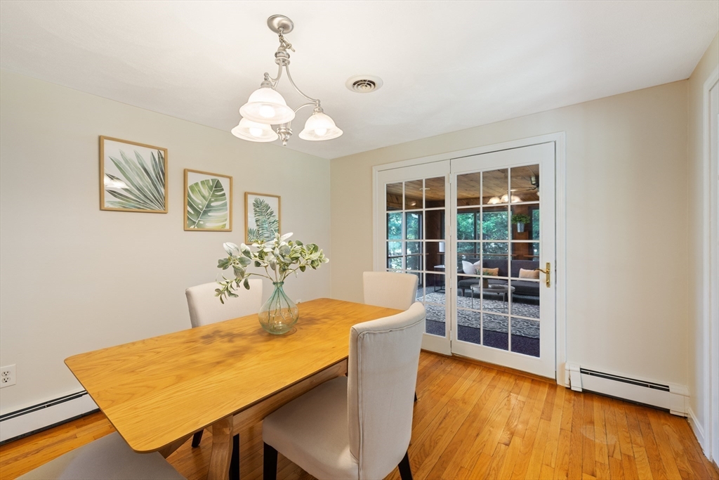 9 Heald Rd
