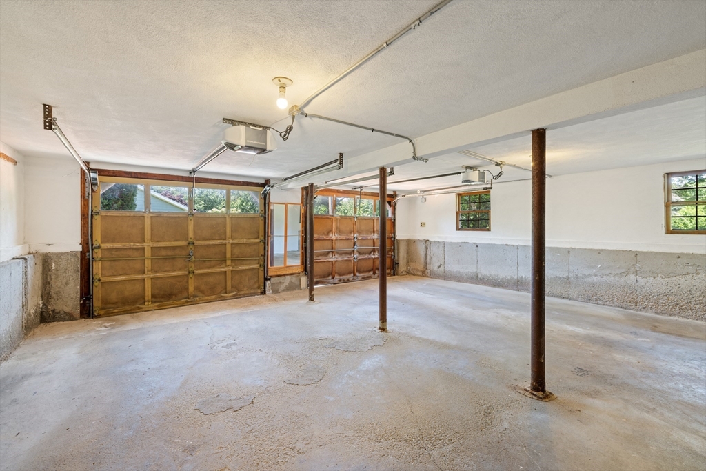 9 Heald Rd