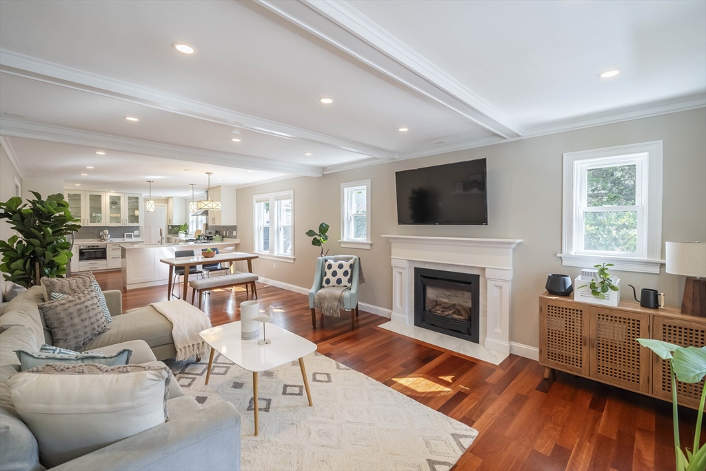 11 Thomas Street # 1