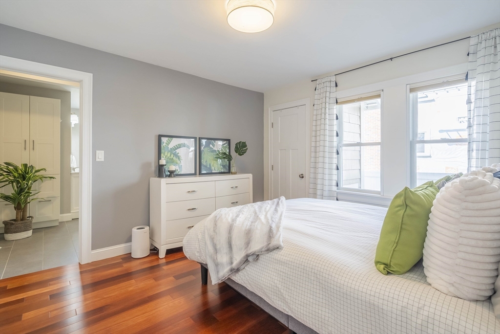 11 Thomas Street # 1
