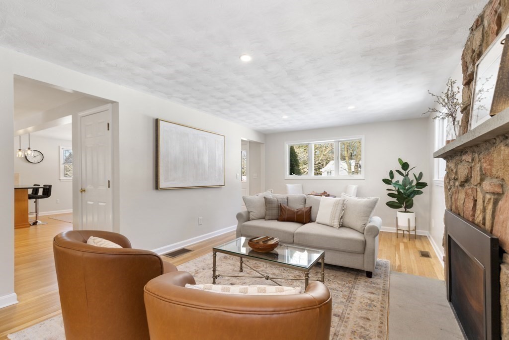 4 Caroline Street