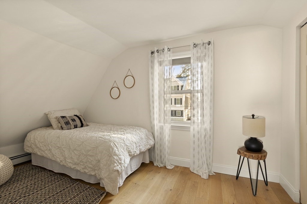 9 Summer St