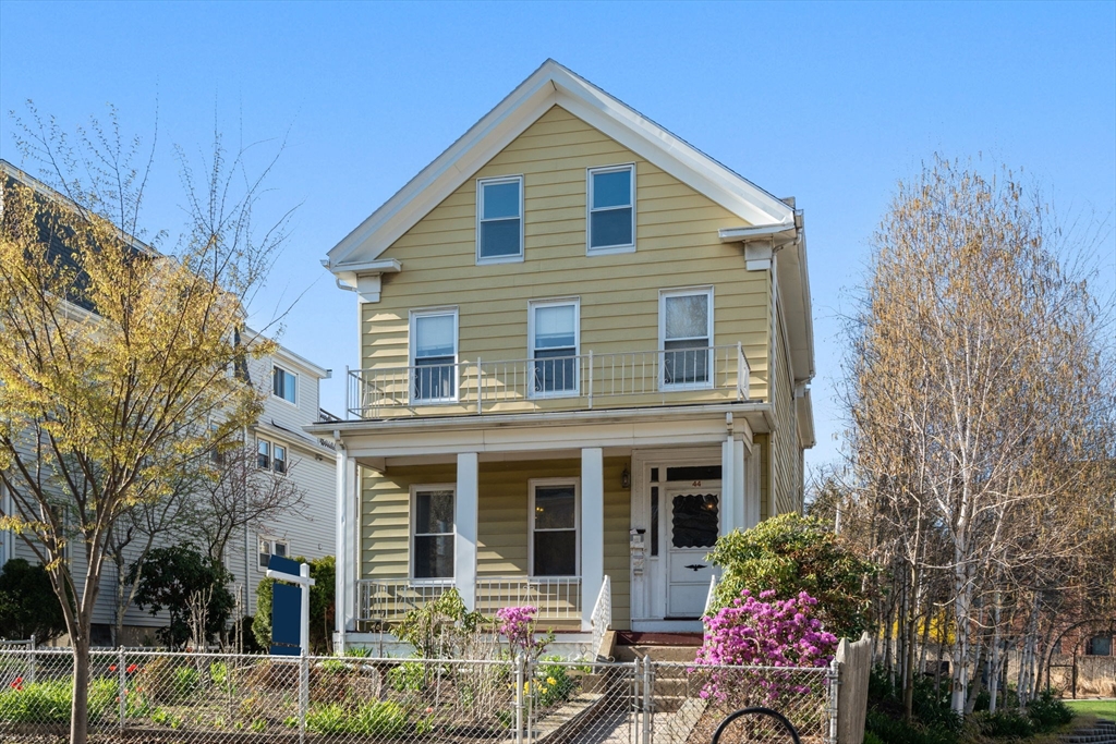 44 Pearl Street