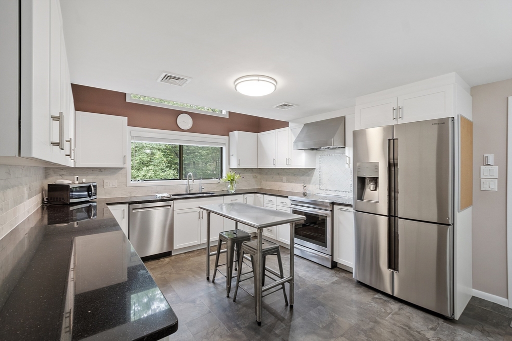 29 Oak Knoll Road
