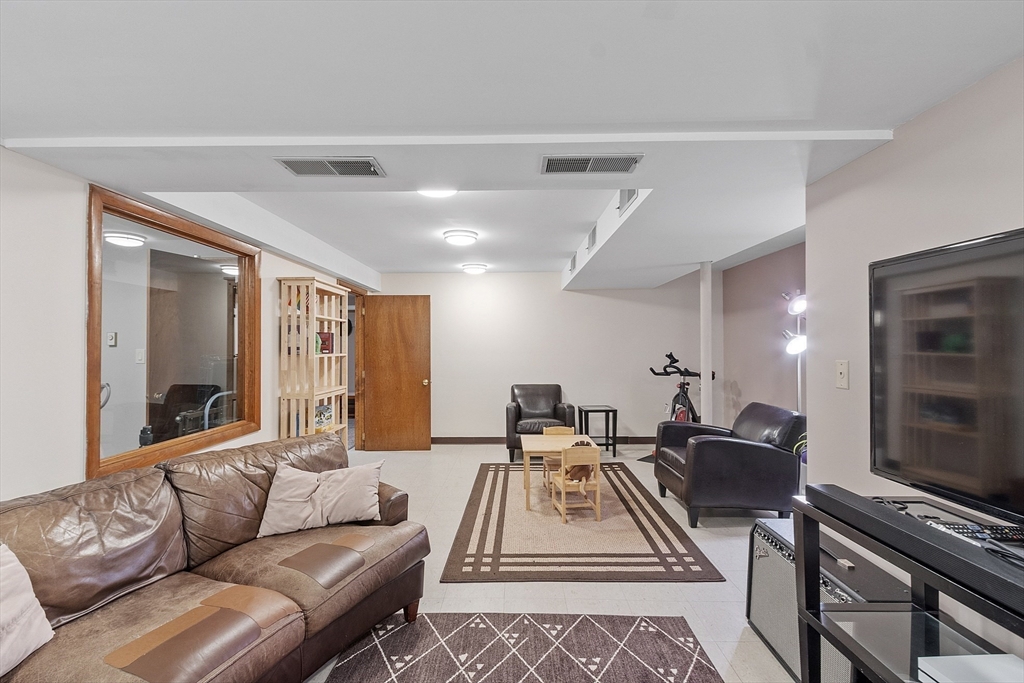 29 Oak Knoll Road