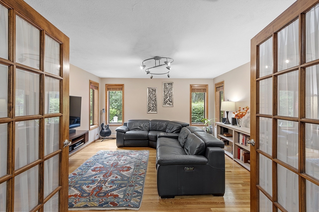 29 Oak Knoll Road