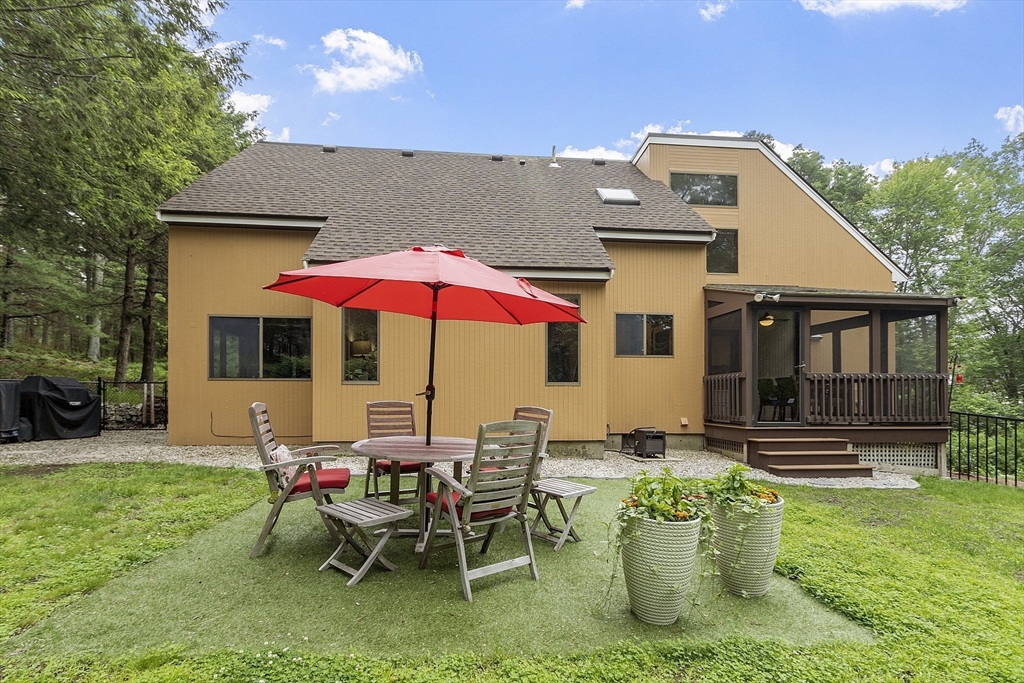29 Oak Knoll Road