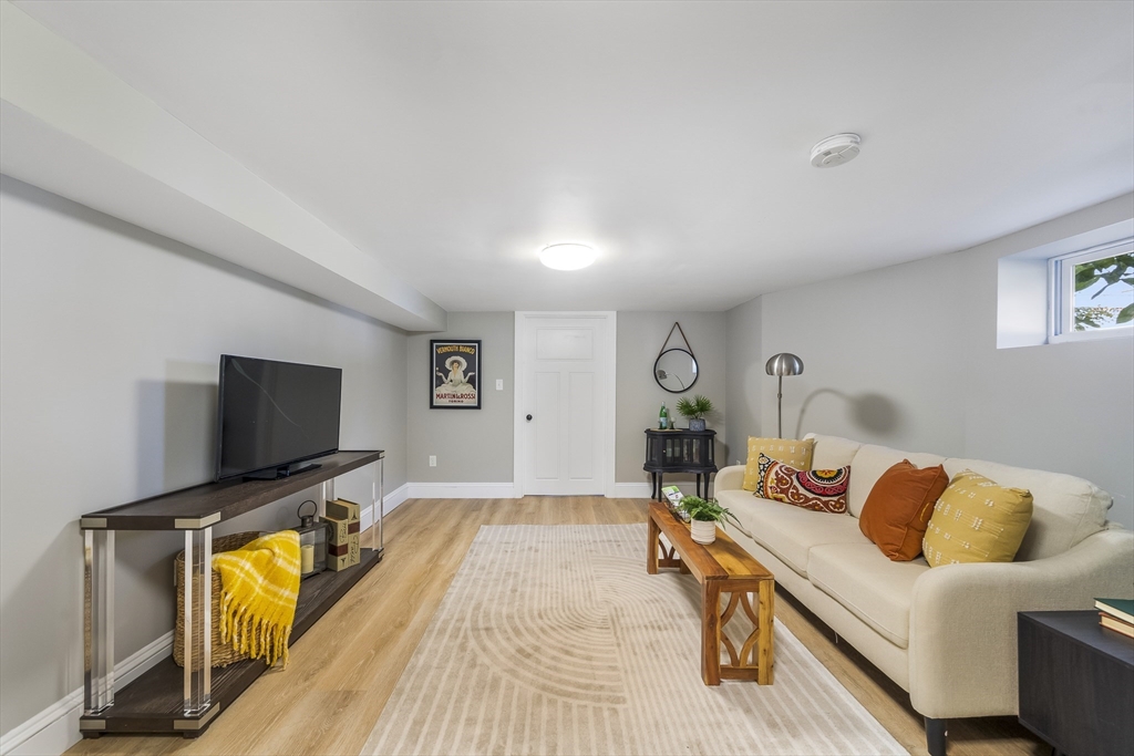 142 Highland Ave # 142