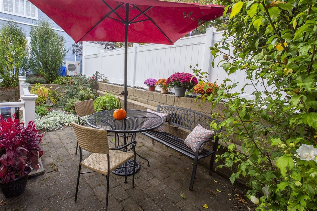 142 Highland Ave # 142