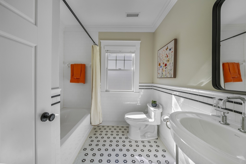 142 Highland Ave # 142