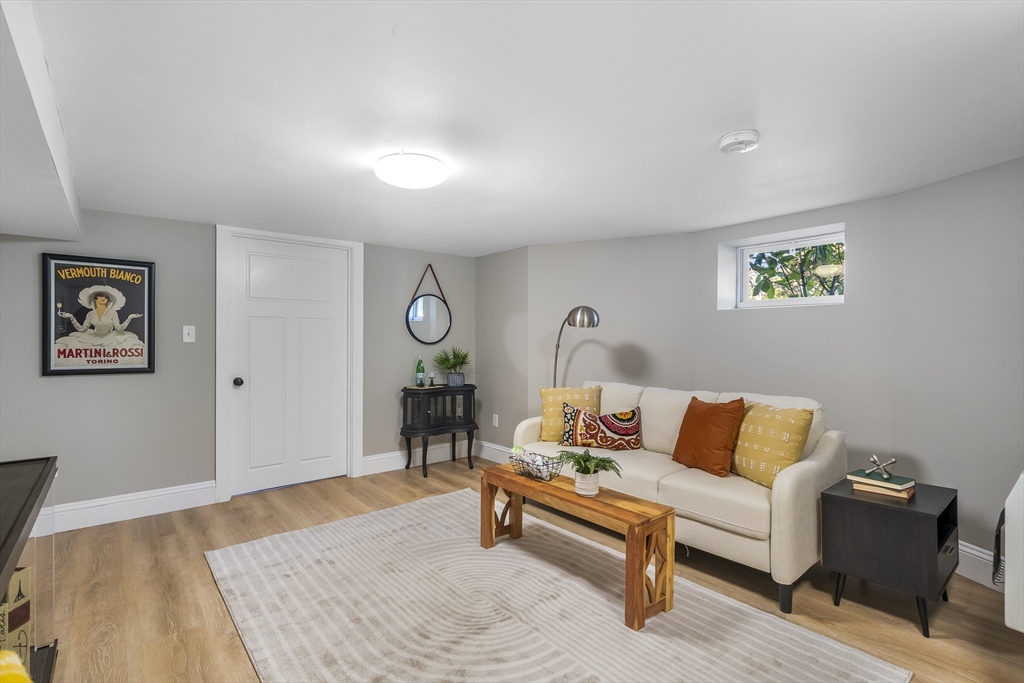 142 Highland Ave # 142